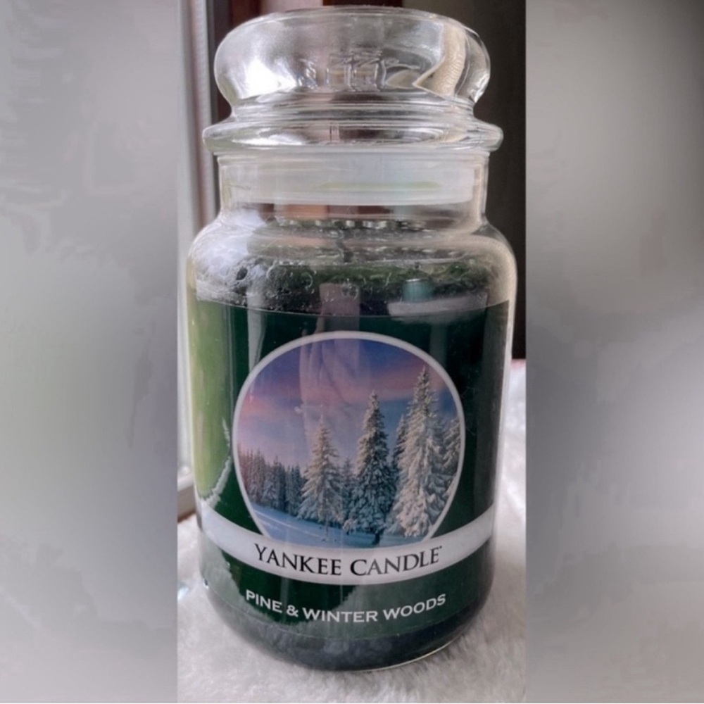 Yankee Candle PINE & WINTER WOODS